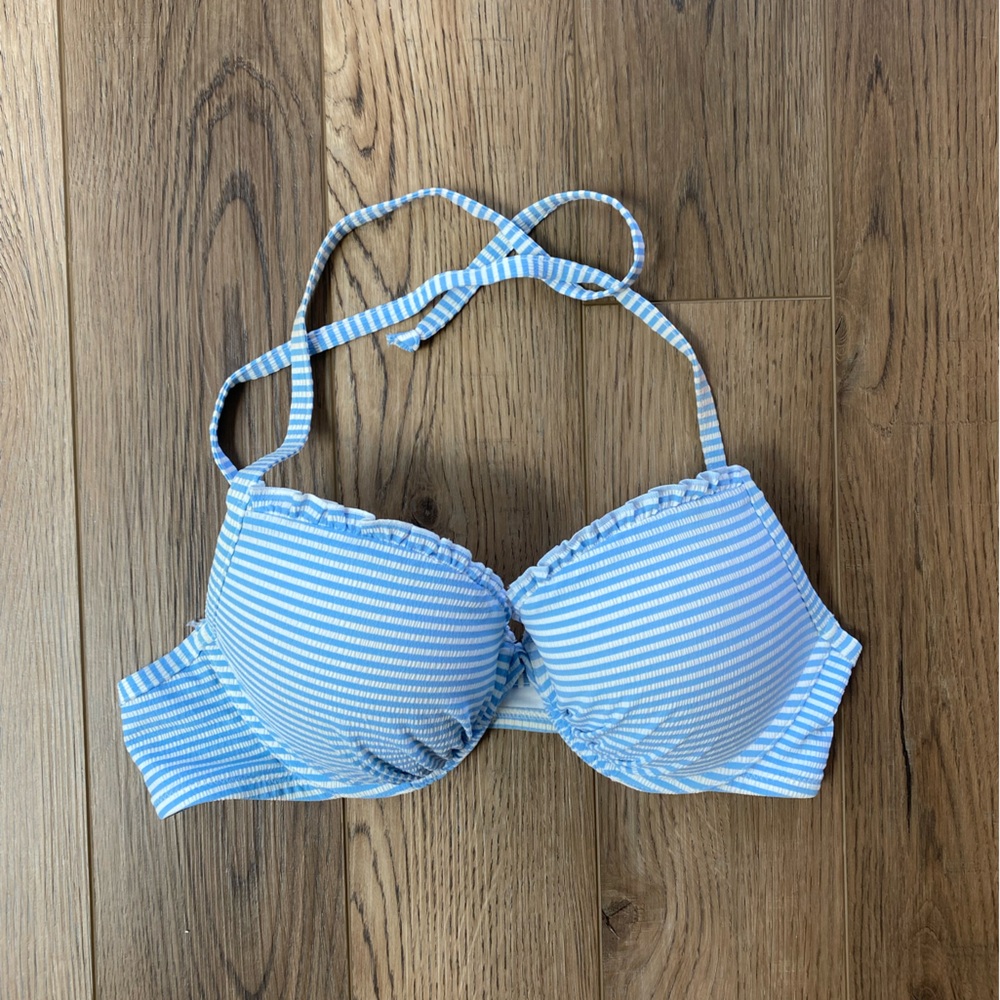 H&M | Seersucker Bikini Top